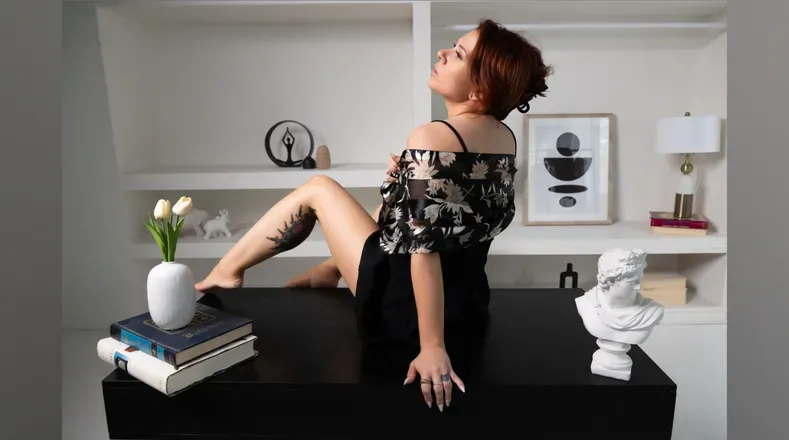 OnlyFans cuenta piscesgirly header 2