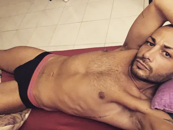OnlyFans cuenta u9298783 header 2