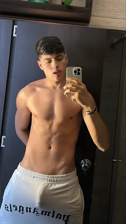 OnlyFans cuenta anghelohiguera header 2