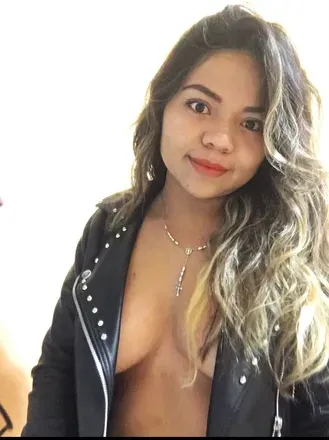 OnlyFans account  karent4 avatar 1