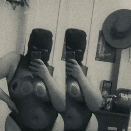 OnlyFans cuenta queenmelons32 header 2