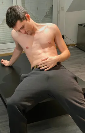 OnlyFans cuenta myopenworld header 2