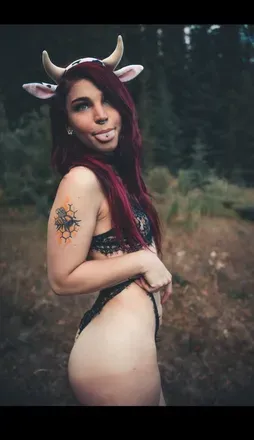 OnlyFans account  quirky_little_kitten avatar 1