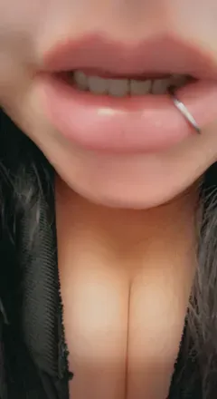 OnlyFans cuenta bustyhotwife avatar 1