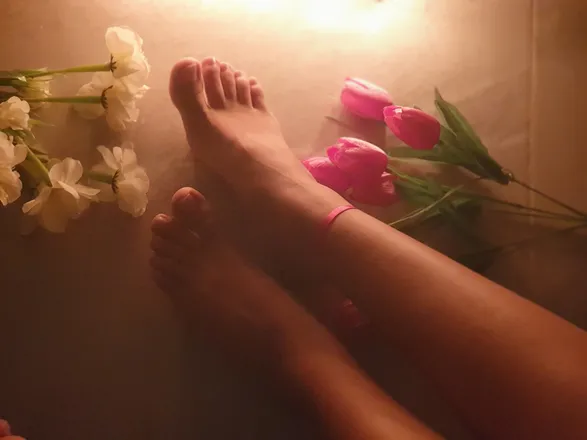 OnlyFans cuenta iris_canela header 2