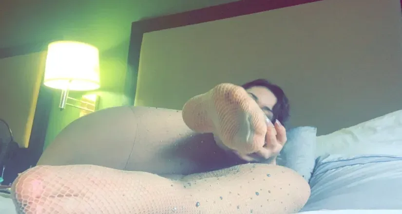 OnlyFans cuenta p3achy1018 header 2