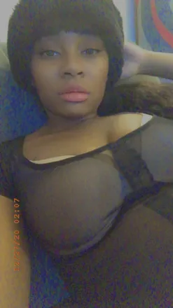 OnlyFans cuenta ladybug0328 header 2