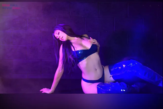 OnlyFans cuenta missalikawhite header 2