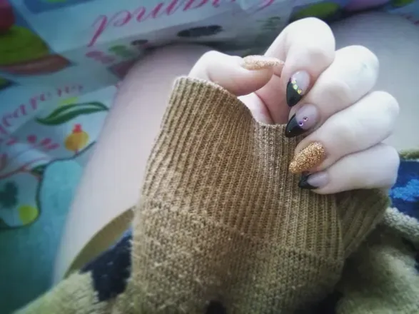 OnlyFans cuenta amysixfeetunderthestars header 2