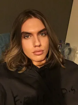 OnlyFans account  lunastarbby avatar 1