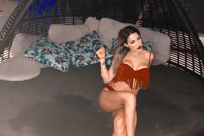 OnlyFans cuenta sarah_ah header 2