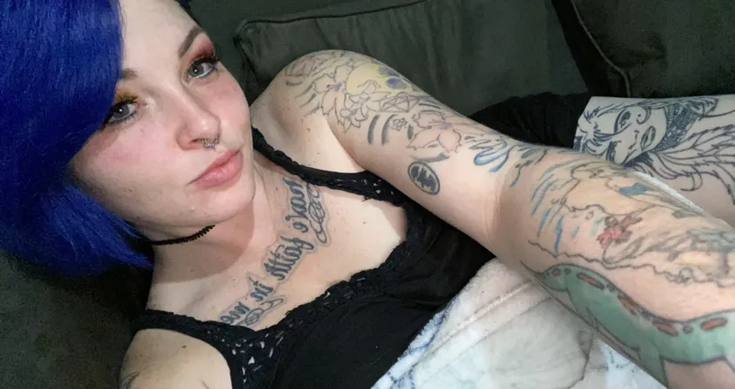 OnlyFans cuenta stonerrr_kittennn header 2