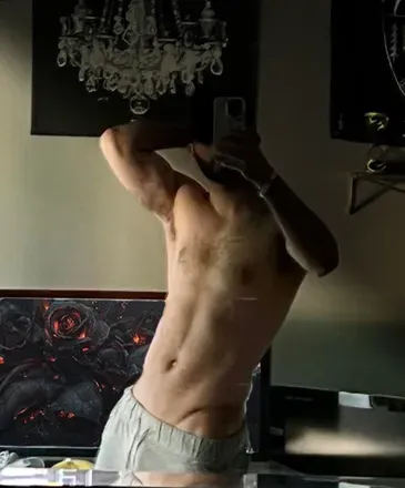 OnlyFans cuenta cesareve avatar 1