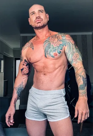 OnlyFans cuenta kurtrogers2023 header 2