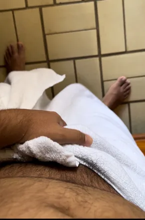 OnlyFans cuenta u374693890 header 2