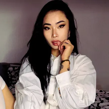 OnlyFans account  asianiina avatar 1