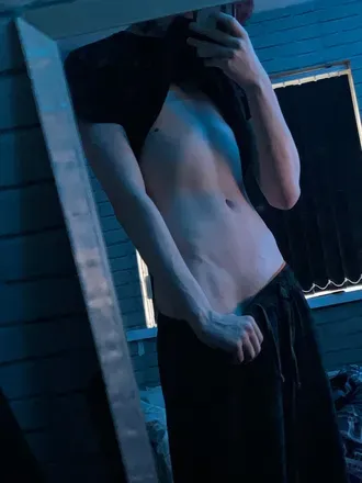 OnlyFans cuenta modest_femboy avatar 1