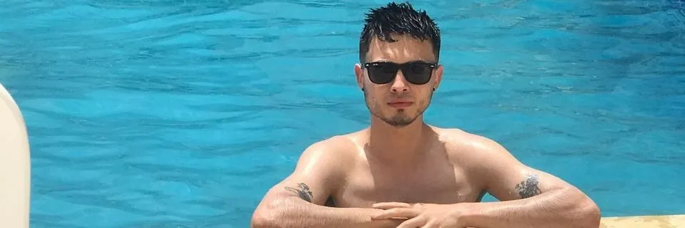 OnlyFans cuenta kmo_p header 2
