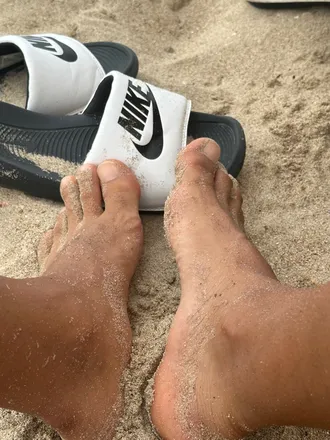 OnlyFans cuenta alexmaxfeet header 2