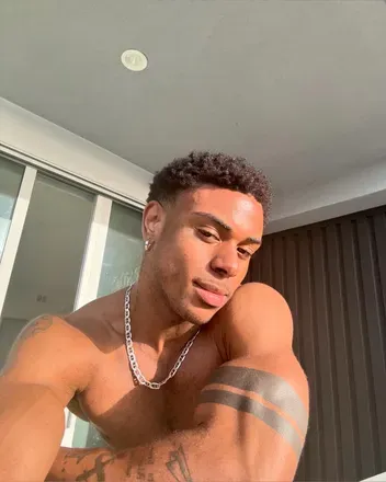 OnlyFans cuenta prettyskinboivip avatar 1