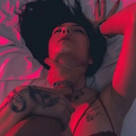 OnlyFans cuenta baddienikki header 2