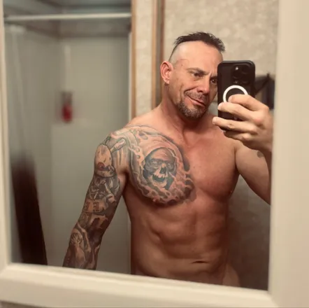 OnlyFans cuenta xvrowdyvx header 2