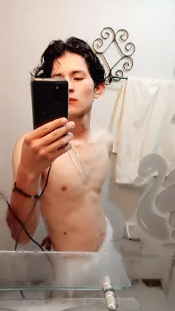 OnlyFans cuenta u215854161 header 2