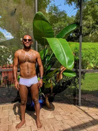 OnlyFans cuenta brazilian_black_hairy avatar 1