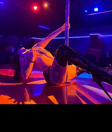 OnlyFans cuenta pasthellgoth header 2