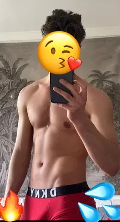OnlyFans cuenta ethann_099 avatar 1