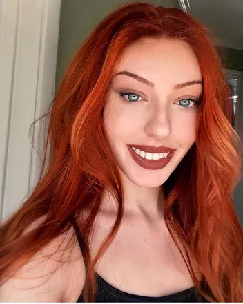 OnlyFans cuenta mulberrysprite avatar 1
