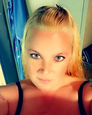 OnlyFans cuenta unaughtyprincess13 header 2