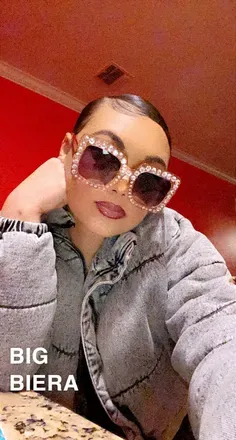 OnlyFans account  bieramonique avatar 1