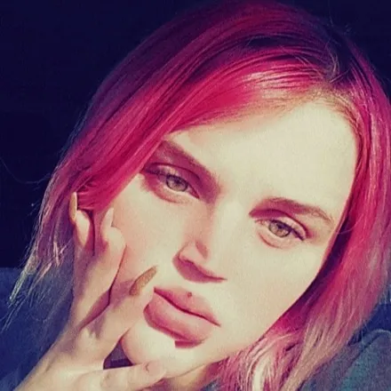OnlyFans account  winterb3 header 2