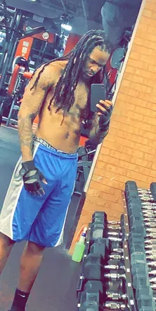 OnlyFans cuenta sixfoot8zaddy avatar 1