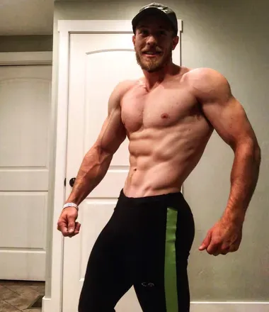 OnlyFans cuenta theteakwood avatar 1