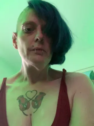 OnlyFans cuenta hippieweirdgyrl avatar 1