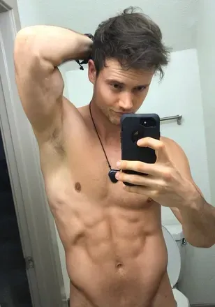 OnlyFans account  connorfitness avatar 1