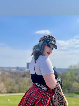 OnlyFans cuenta peachpwuppy header 2