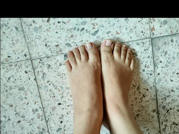 OnlyFans cuenta piesdescalzos7 header 2