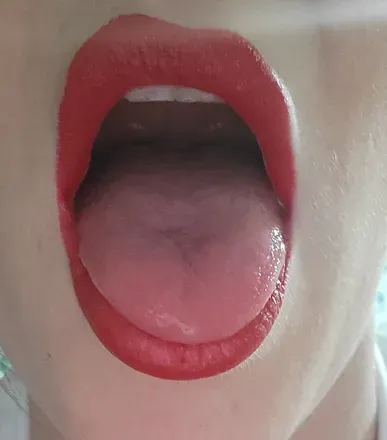 OnlyFans cuenta lilredlove143 avatar 1