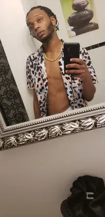 OnlyFans cuenta powpowtown avatar 1
