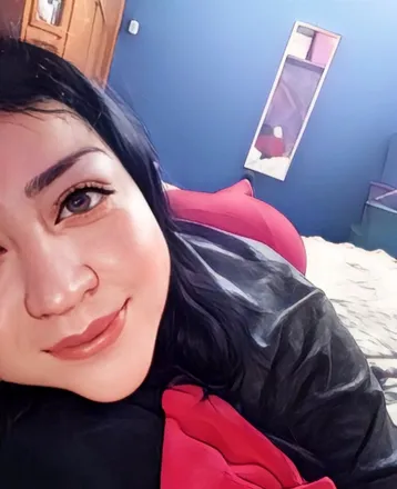 OnlyFans cuenta yuriher header 2