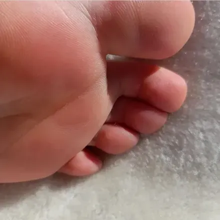 OnlyFans cuenta mimistinyfeet header 2
