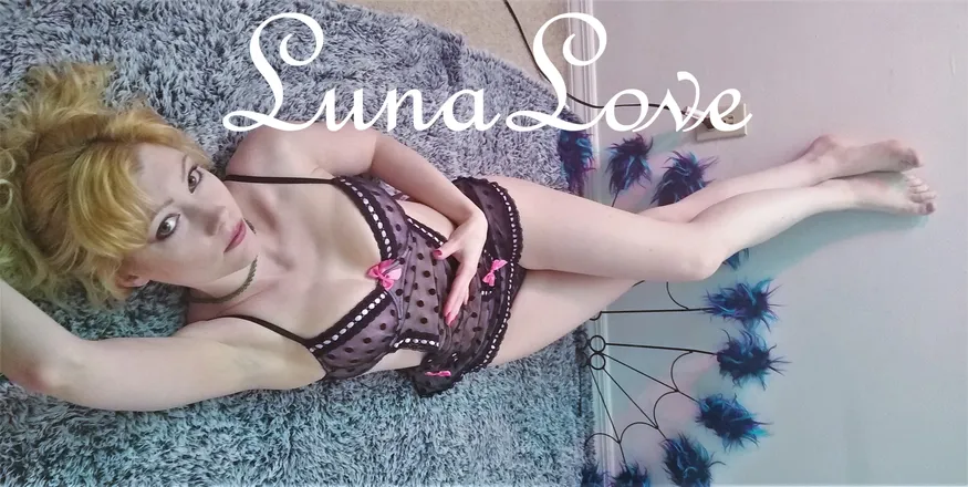 OnlyFans account  lunalove166 header 2