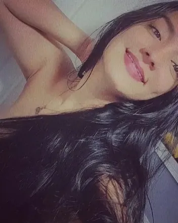 OnlyFans cuenta pocahontas_23.a header 2