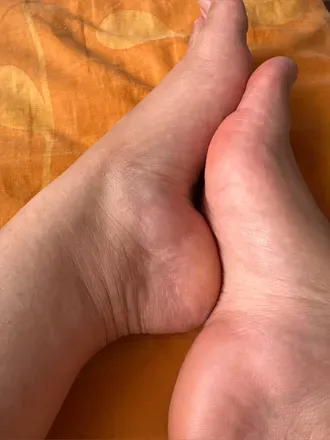 OnlyFans cuenta feetloveeu avatar 1