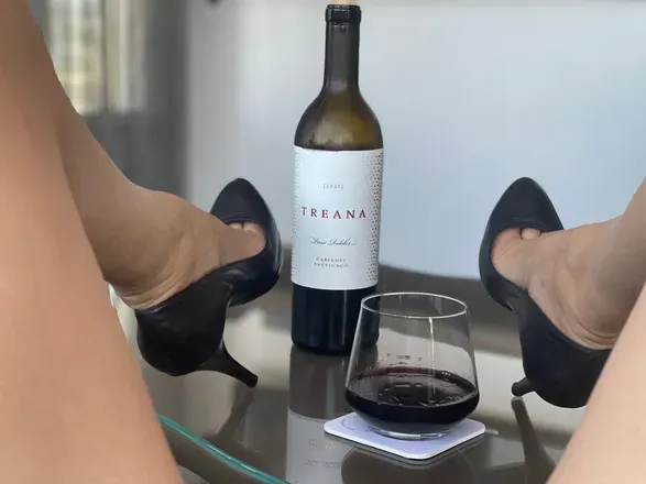 OnlyFans account  goodgirlinabadway header 2