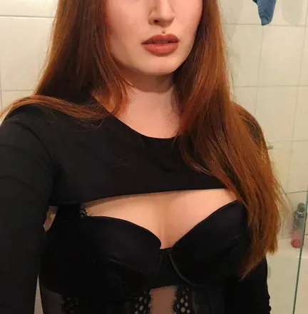 OnlyFans cuenta alice_redhead420 avatar 1