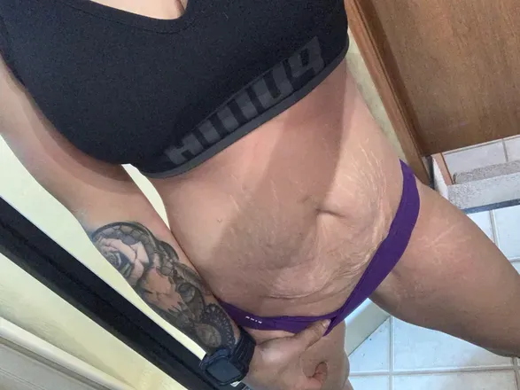 OnlyFans cuenta bluecollarbarbie23 header 2